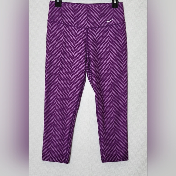 Nike Legend 2.0 Zig Zag Capri Leggings Size Small - Picture 5 of 10